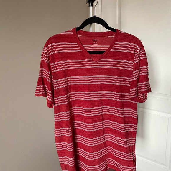 Old Navy Tee - Picture 2 of 5